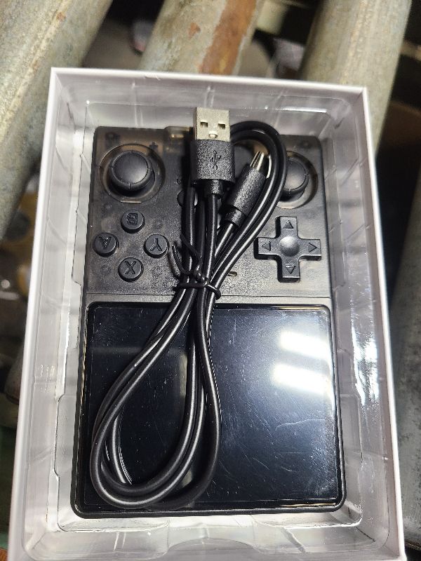 Photo 1 of ?30000 in 1? R40S Pro Retro Handheld Game Console, Video Game Console, 3.5 inch IPS Screen, More Than 20 Emulator, 256G TF Card (Gray)