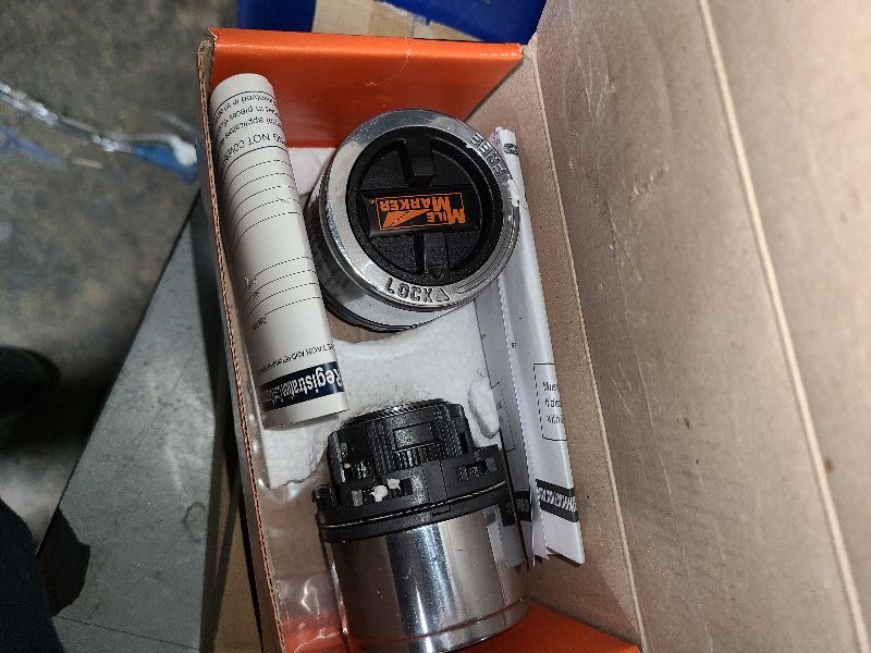 Photo 1 of Mile Marker Premium Locking Hub (426)