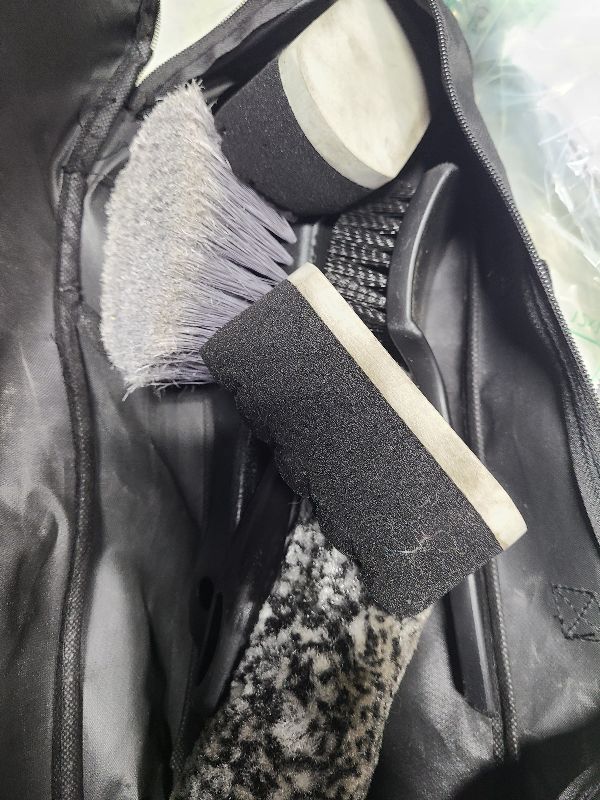Photo 1 of 7Pcs Car Wheel Brush kit, Tire Brush, Wheel Cleaner Brush, Soft-bristled Rim Cleaner Brush, Tire Shine Applicator Pad, Car Detailing Brushes, Wheel Brushes for Cleaning Wheels,Tires