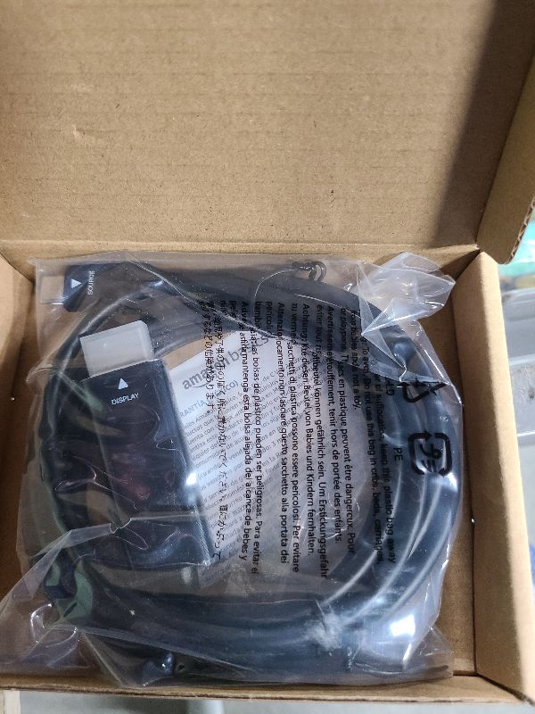 Photo 1 of Amazon Basics USB-C (Source) to HDMI (Display) Cable Adapter (Thunderbolt 3 Compatible) 4K@30Hz, 6-Foot, Black