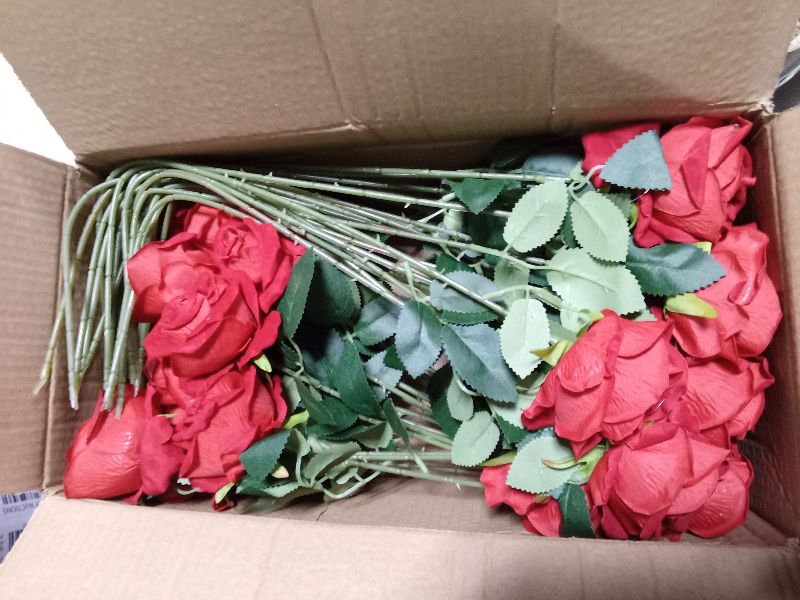 Photo 1 of 50 PCS Fake Red Roses, Artificial Red Flowers Bulk Realistic Silk Faux Rose with Stems for Wedding Decoration Anniversary Bridal Bouquet DIY Floral Arrangement Romantic Home Decor Gifts