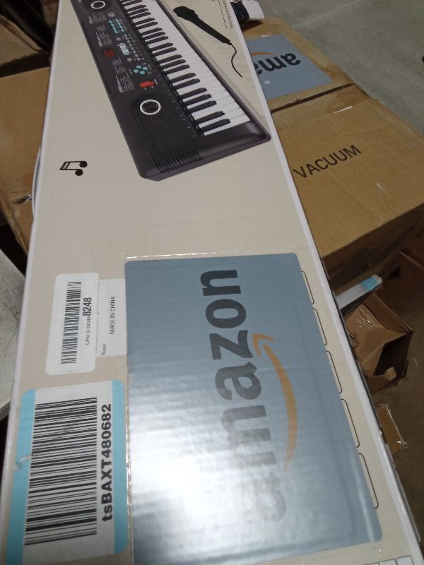 Photo 1 of 61 keys keyboard piano, Electronic Digital Piano with Built-In Speaker Microphone, Portable Keyboard Gift Teaching for Beginners, electric piano for kids