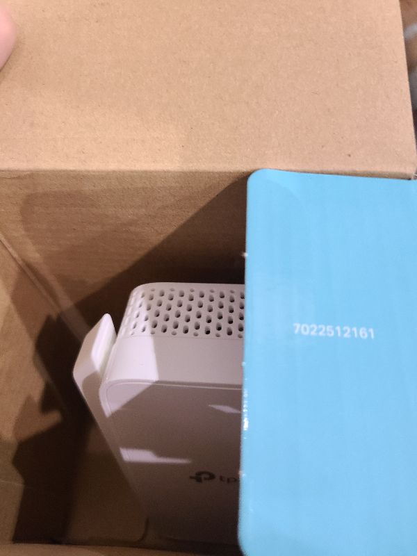 Photo 1 of TP-Link AC1200 WiFi Extender, 2025 Wirecutter Best WiFi Extender, 1.2Gbps home signal booster, Dual Band 5GHz/2.4GHz, Up to 1600 Sq.ft and 32 Devices, EasyMesh Compatible, One Ethernet Port (RE315)