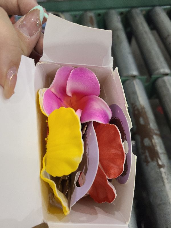 Photo 1 of 4 PCS Hawaiian Flower Hair Clips for Women Plumeria Hibiscus Hair Clips Artificial Flower Hair Barrettes for Vacation Beach Party?Red+Yellow+White+Orange?