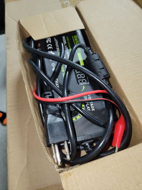 Photo 1 of 3V~36V 4A 144W Universal Power Supply 3V 5V 6V 9V 12V 15V 18V 20V 24V 30V 36V Adjustable Variable Switching AC/DC Adapter, 100V-240V AC to DC Converter with 14 Tips & Polarity Converter & Test Lead