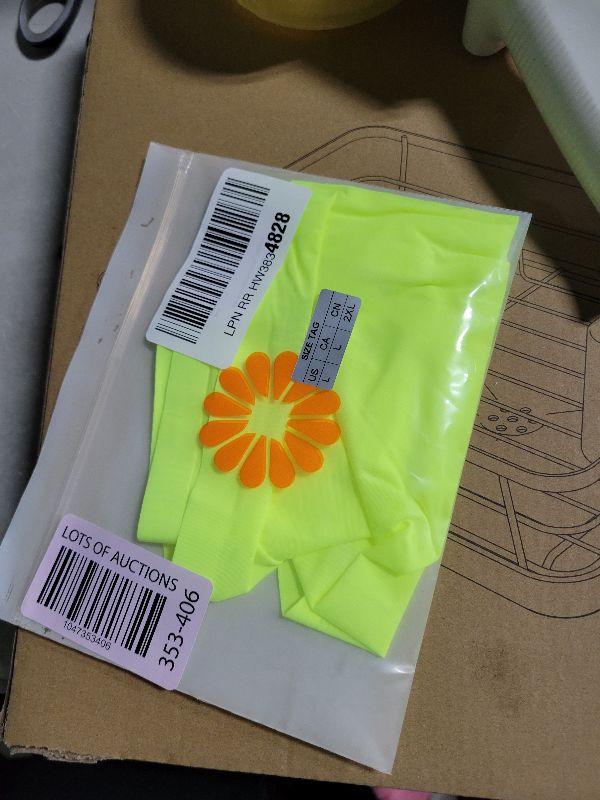 Photo 1 of ADAHOP Underwear Men's Low Rise Stretch Hip Briefs Traceless Ice Silk Fluorescent GreenL
 