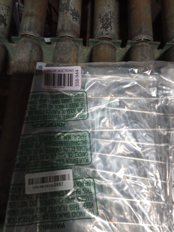 Photo 1 of 1PC Bird Cages Trap Stainless Steel Pigeon Trap Door Wire Bars Frame Entrance U-Trap for Pigeon Birds House Door (29 * 26 cm)