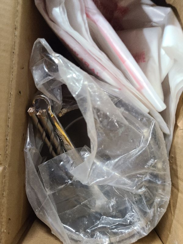 Photo 1 of 4.5 inch / 115mm Concrete Hole Saw with SDS Plus Shank Connecting Rod,Concrete Drill Bit,6.3mm Tungsten Carbide Tip Cement Hole Saw for Concrete Cement Brick Wall (115mm (4.5 inch))