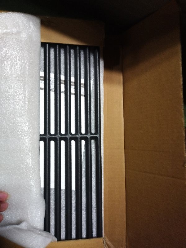 Photo 1 of 17" Cast Iron Grill Grates for Charbroil Commercial Infrared 463355220 463242516 463242515 466242615 463243016 463346017 466242616 463364824 3-Burner Parts for Charbroil Grill Grates G466-0025-W1A