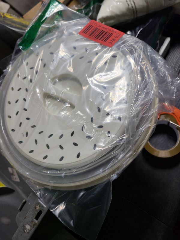 Photo 1 of Collapsible Microwave Splatter Cover, 10.5 Inch, Microwave Plate Cover With Steam Vent (beige)