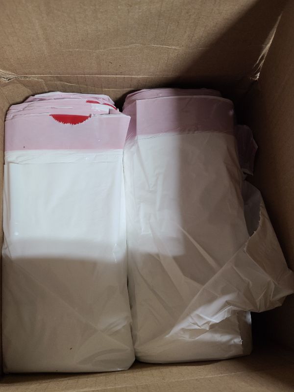 Photo 1 of Amazon Basics Scented Trash Bags, Tall Kitchen Drawstring, Clean Fresh Scent, 13 Gallon, 200 Count, Pack of 1