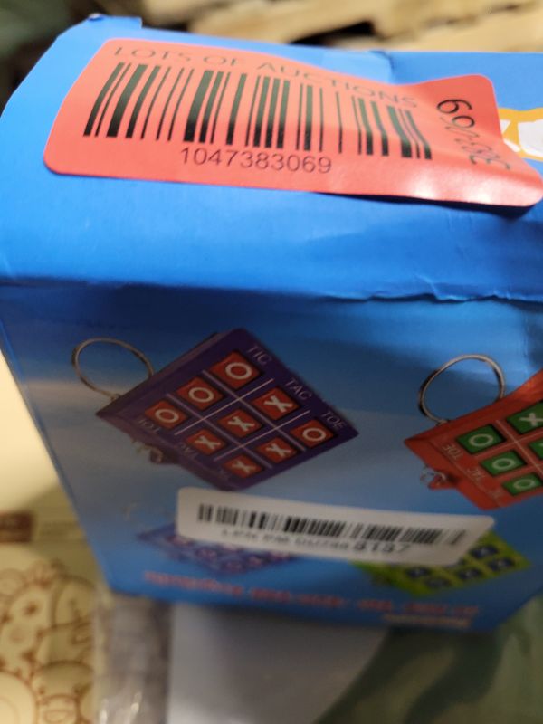 Photo 1 of 16 Pcs Tic Tac Toe Game Keychain Party Favors for Kids 4-8 8-12 Birthday Goodie Bags Stuffers Treasure Chest Prize Box Toys for Kids Classroom Rewards Return Gift Pinata Fillers Easter Basket Stuffers