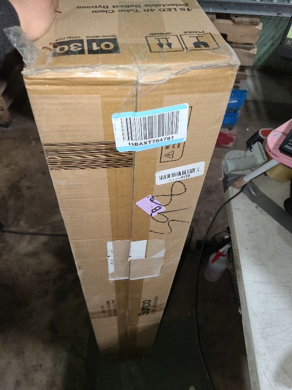 Photo 1 of Sunco 30 Pack T8 LED Bulbs 4 Foot, LED Fluorescent Tube Replacement, 4ft LED Tube Light, Ballast Bypass, 18W, 2200 LM, Selectable CCT 3000K/3500K/4000K/5000K/6000K, Single Ended Power, Clear Lens UL