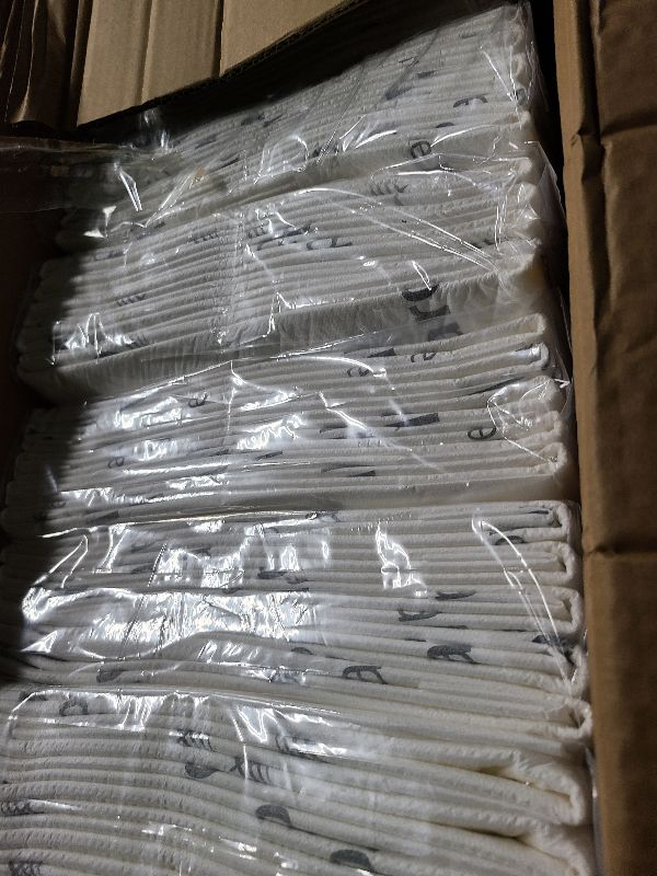 Photo 1 of Cardinal Health Premium Disposable Underpad,White, Extra Absorbency, 24" x 36"
