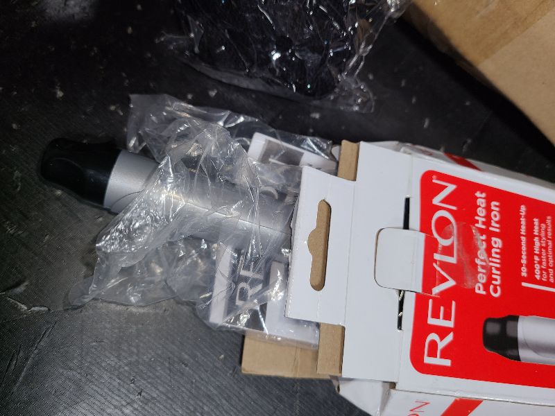 Photo 1 of Revlon Perfect Heat Triple Ceramic Curling Iron | For Silky Smooth Medium Curls (1 in)