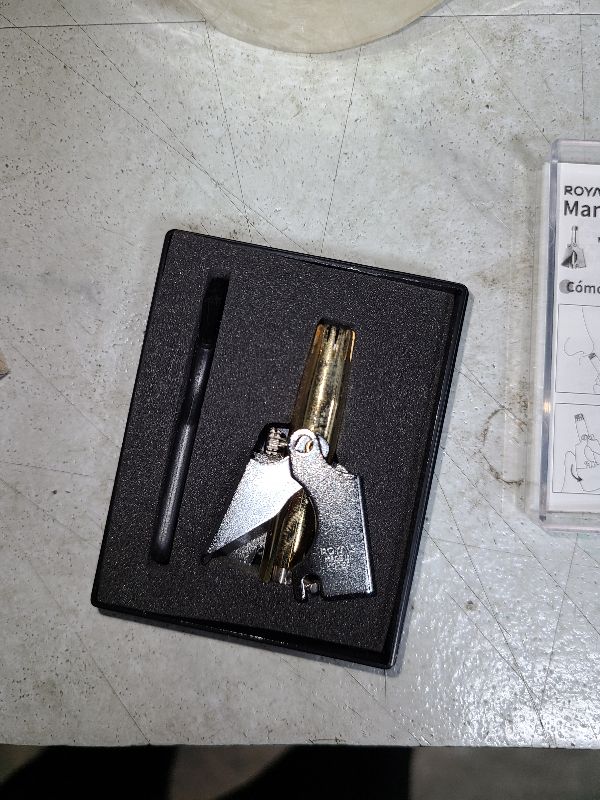 Photo 1 of [MADE IN KOREA] ROYAL Gold Nose hair trimmer for men, Golden Birdie, Allergy-free, Manual, Battery-free, Waterproof, Painless with Twelve Dual-Edged blades, Patented Mechanism ET-4PG
