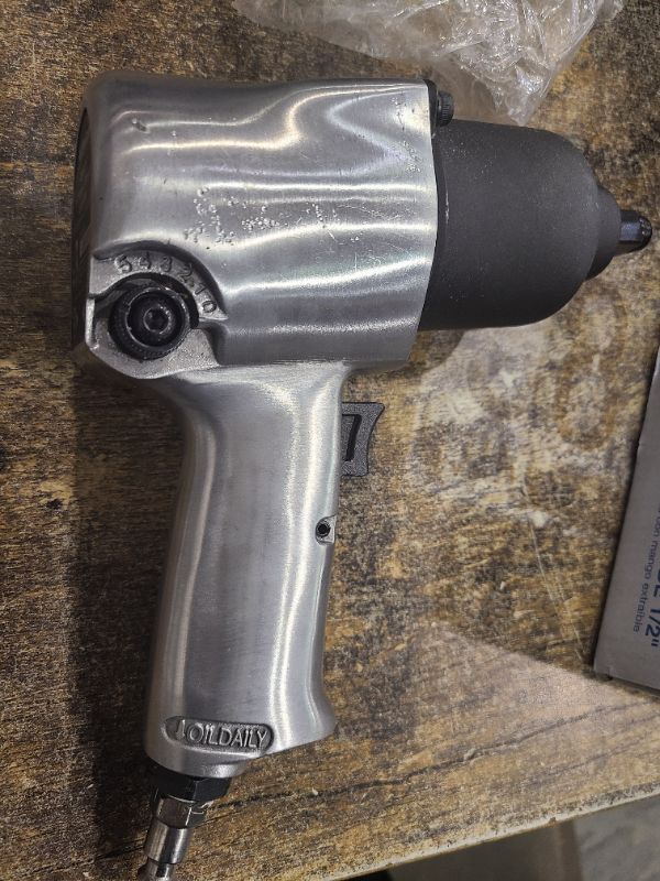 Photo 1 of ACDelco ANI405A Heavy Duty Twin Hammer ½” 500 ft-lbs. 5-Speed Pneumatic Impact Wrench Tool Kit