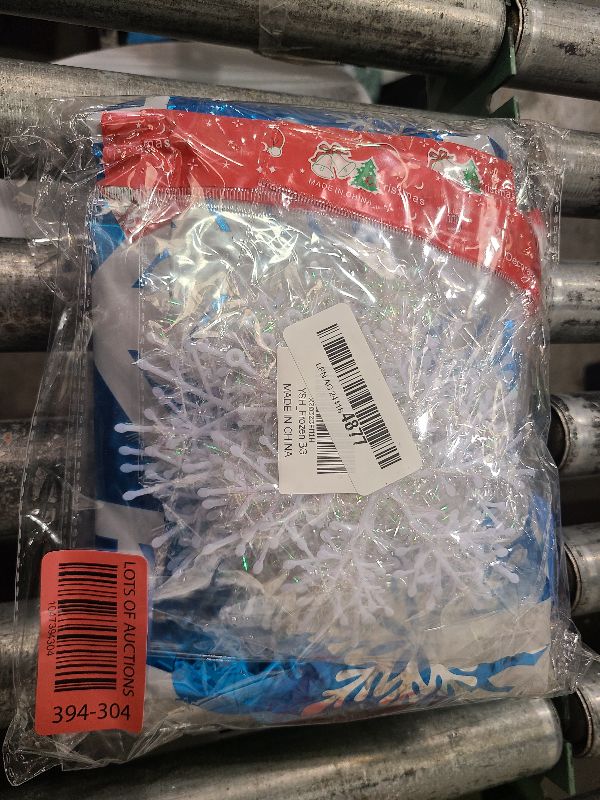 Photo 1 of 185pcs Ice Snow Balloons Garland Arch Kit, Purple Blue Silver Balloon Garland, Snowflake Foil Balloons for Winter Wonderland Birthday, Snowflake Baby Shower, Christmas, Holiday, Winter Party Supplies