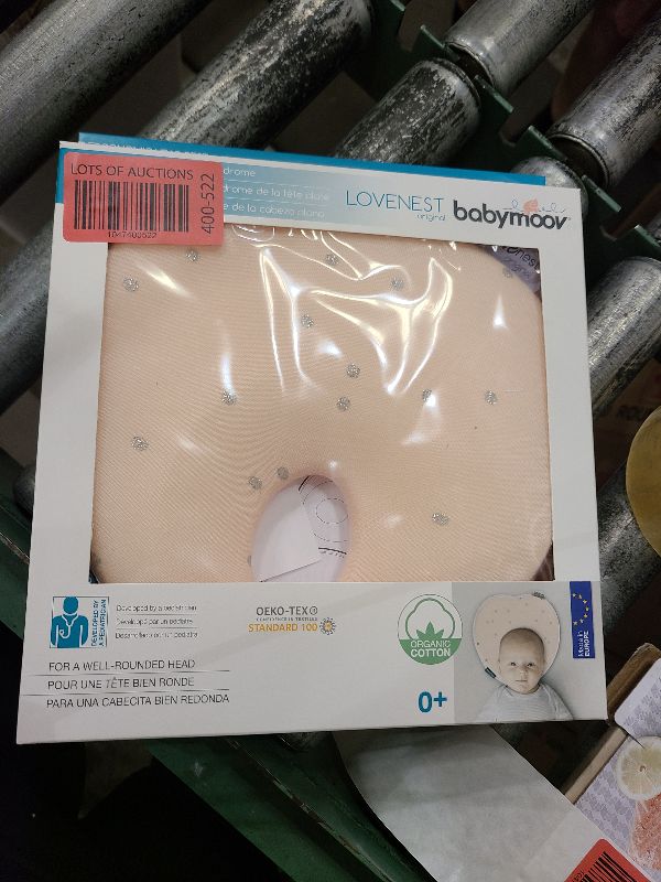 Photo 1 of   Newborn headrest prevents flat-head syndrome!
    The patented design distributes pressure evenly over the skull while letting babies move their heads freely. 
    Made from 100% organic cotton and made in Europe!

        Super cute heart-shaped design