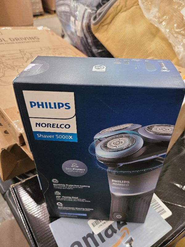 Photo 1 of Philips Norelco Shaver 5000X, Rechargeable Wet & Dry Shaver with Precision Trimmer and Storage Pouch, X5006/85
