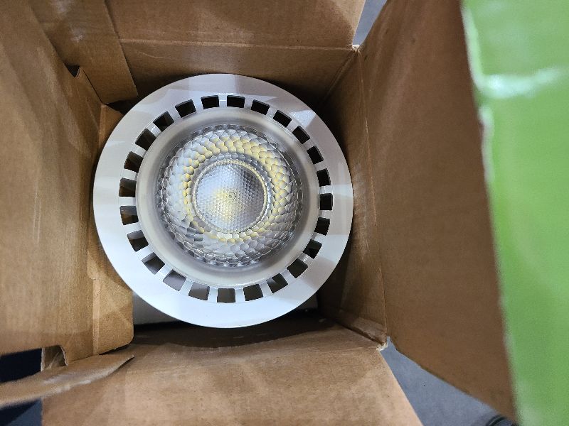 Photo 1 of GE Grow LED Light Bulb, PAR38 Flood Light, Indoor LED Grow Lights for Plants, Seeds and Greens, Balanced Light Spectrum, 25,000 Hours Lifespan, 50 PPF, 1 Pack (Packaging May Vary)