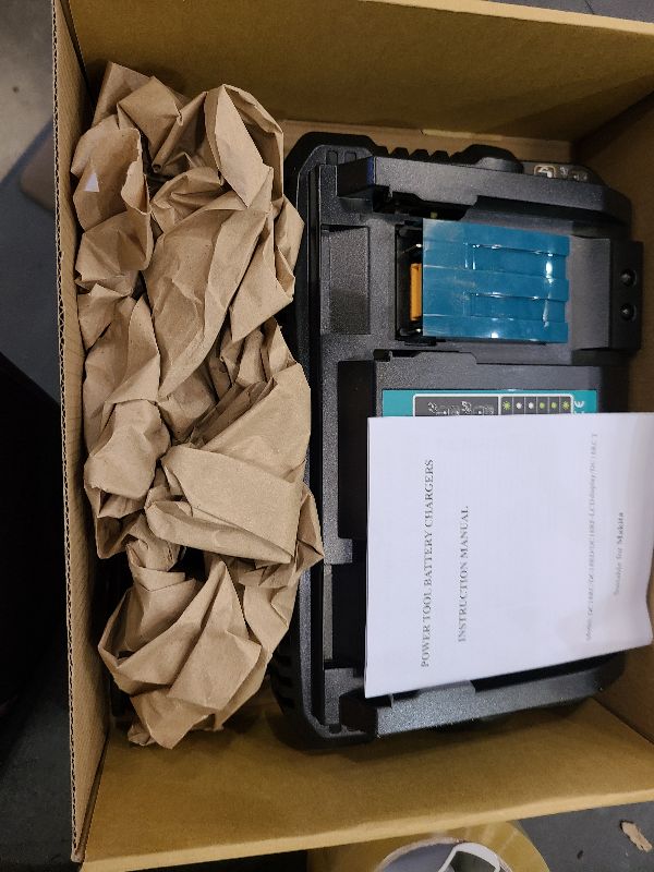 Photo 1 of PENGJBATTER DC18RD 14.4V-18V Rapid Dual Ports Charger for Makita 18V Battery, Compatible with Makita 14.4V-18V Battery BL1850B BL1860B BL1830B BL1840B BL1820B & Charger DC18RC DC18SF DC18RT