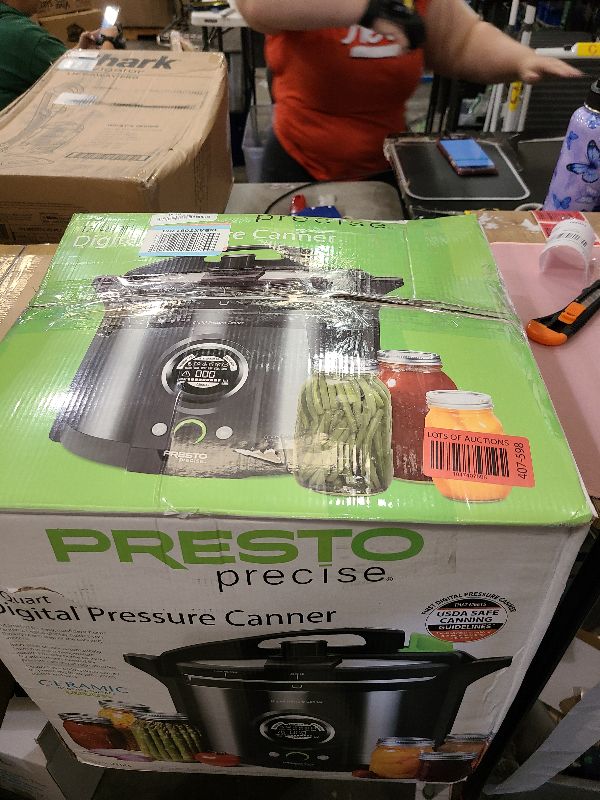 Photo 1 of 12 Qt Stainless steel Electric Pressure Canner