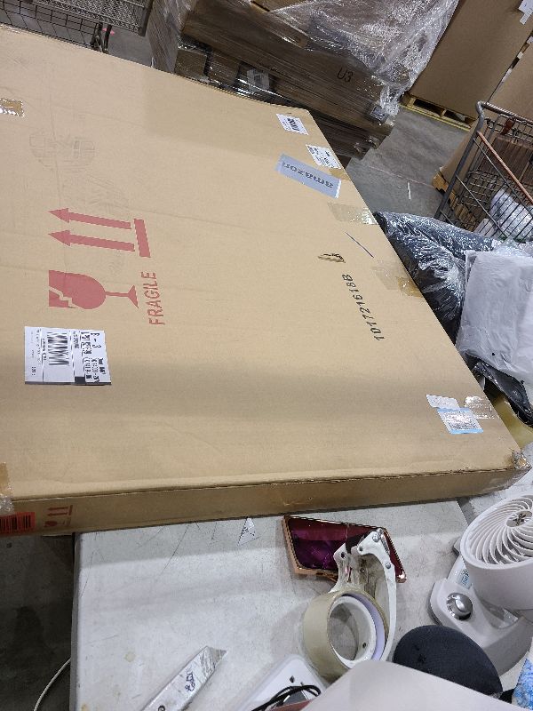 Photo 1 of Amazon Basics Dog Crate