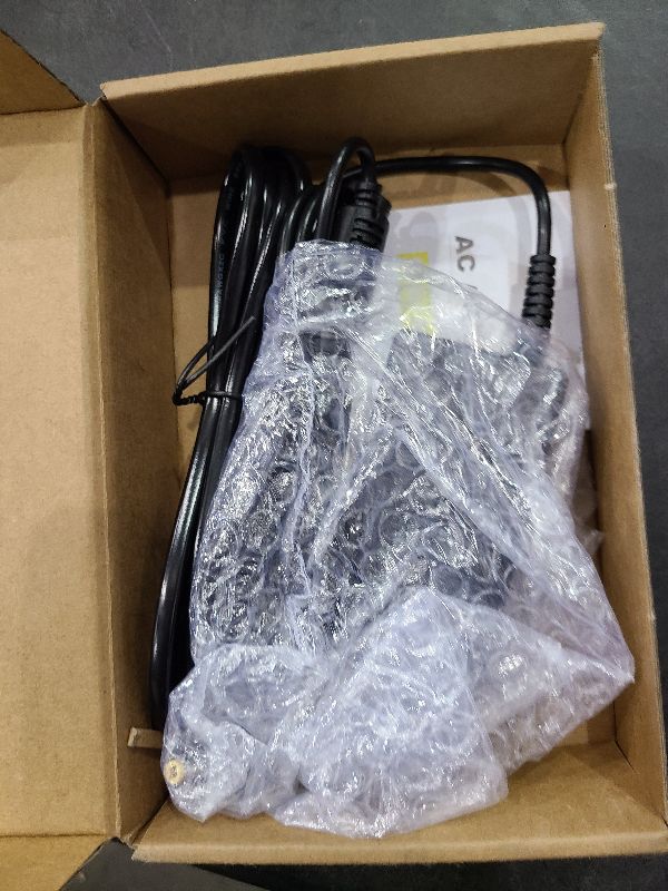 Photo 1 of 65w Laptop Charger for Toshiba Satellite A205 A215 A655 C55 C55D C55T C655 C675 C855 L55 L655 L675 L745 L755 L855 P755 S55 Toshiba Portege Z30 Z930 Z830 Satellite Radius 11 14 15 DC Power Supply Cord