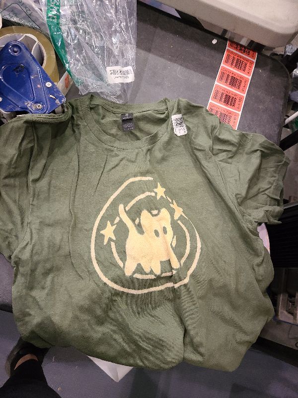 Photo 1 of 90s Y2K Scary Tomcat Cat is Scared under Starry Tail T-Shirt size s