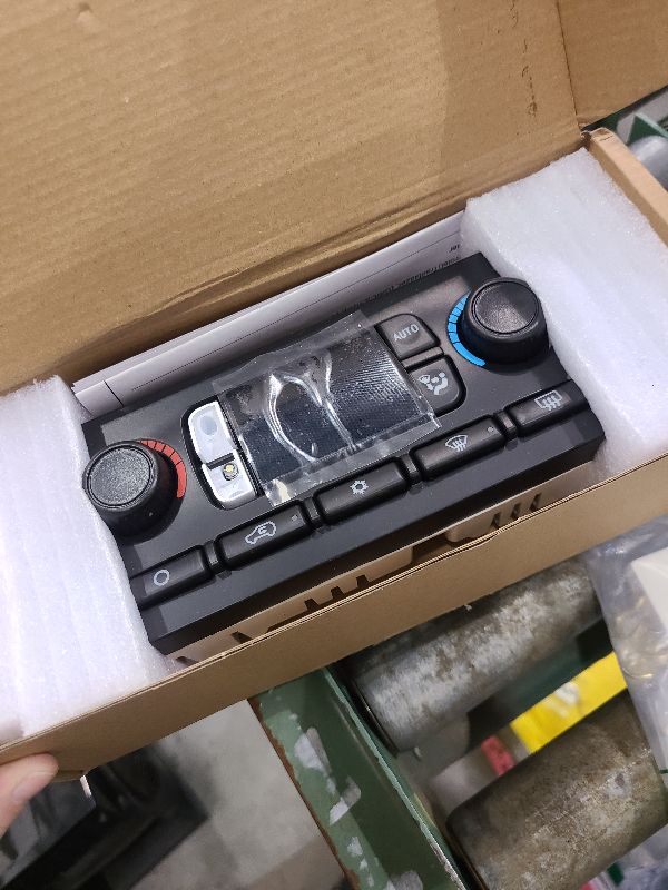 Photo 1 of 599-211 Climate Control Module Compatible with Chevrolet 03-07 GMC 2002-09 Cadillac 2003-06 Hummer H2 2003-2007 Buick 2004-2007 Oldsmobile 2002-04 A/C Heater Climate Control Panel Replace 10367041