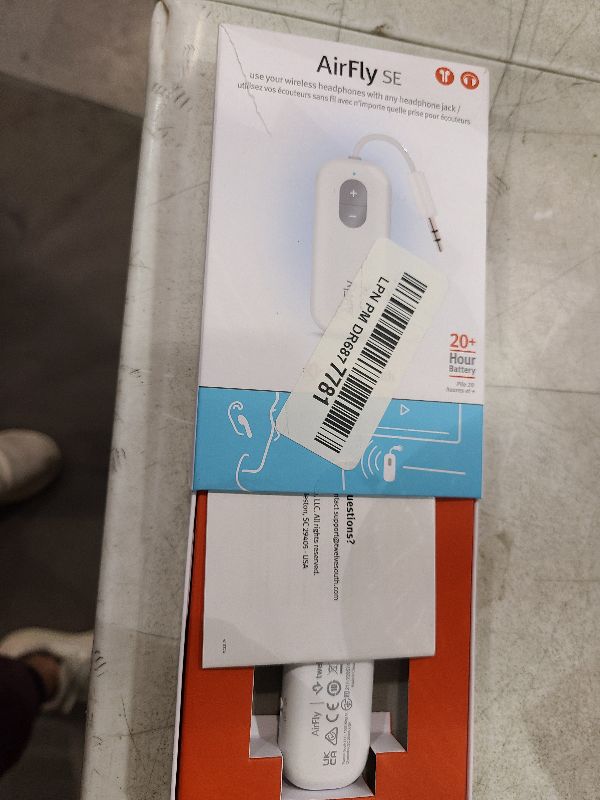 Photo 1 of Twelve South AirFly SE | Bluetooth Wireless Transmitter/Adapter for AirPods/Wireless or Noise-Cancelling Headphones; use on Airplanes and Gym Equipment, 20+ hr Battery Life