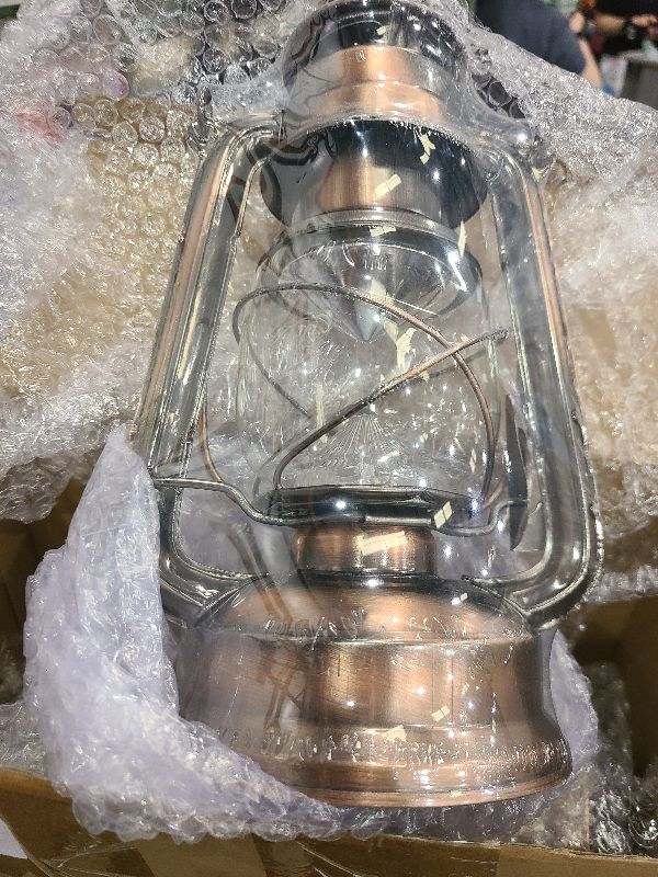 Photo 1 of 4 Pcs LED Vintage Lanterns Battery Operated Warm White Old Hurricane Lantern Antique Metal Hanging LED Lamp with Dimmer Switch for Indoor Table Outdoor Camping Lighting(Bronze)