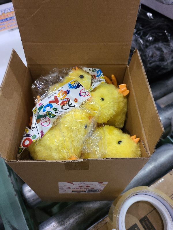 Photo 1 of 3 otters 12PCS Wind Up Toys, Wind-Up Jumping Cute Chicken Plush Chicks Toy for Kids Goodie Bags Treasure Chest Party Favors Gifts