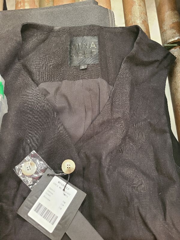 Photo 1 of 2025 Womens Summer Long Linen Vest Sleeveless Lightweight Fully-Lined Single Breasted Casual Work Tops Pockets
