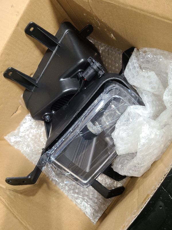 Photo 1 of LED Fog Lights for 2015-2020 Chevy Tahoe / Suburban & GMC Yukon & Yukon XL With Clear Lens