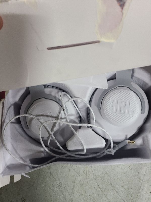 Photo 1 of JBL Quantum 100 - Wired Over-Ear Gaming Headphones - White, Large *missing microphone*