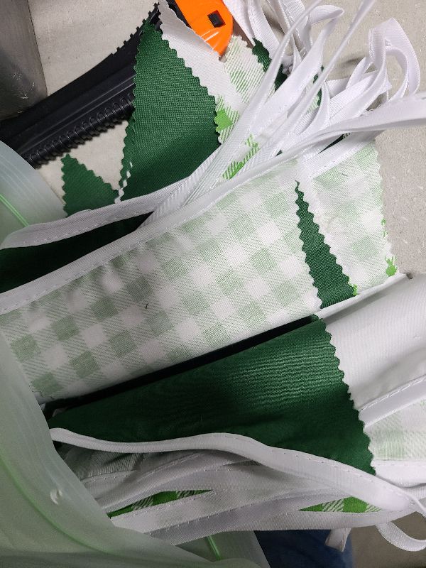 Photo 1 of 32Ft Green Party Decorations Green Buffalo Plaid Checkered White Triangle Flag Gingham Pennant Bunting Fabric Garland for Wedding Birthday Picnic BBQ Outdoor Golf Party Dinosaur Arbor Day Decorations