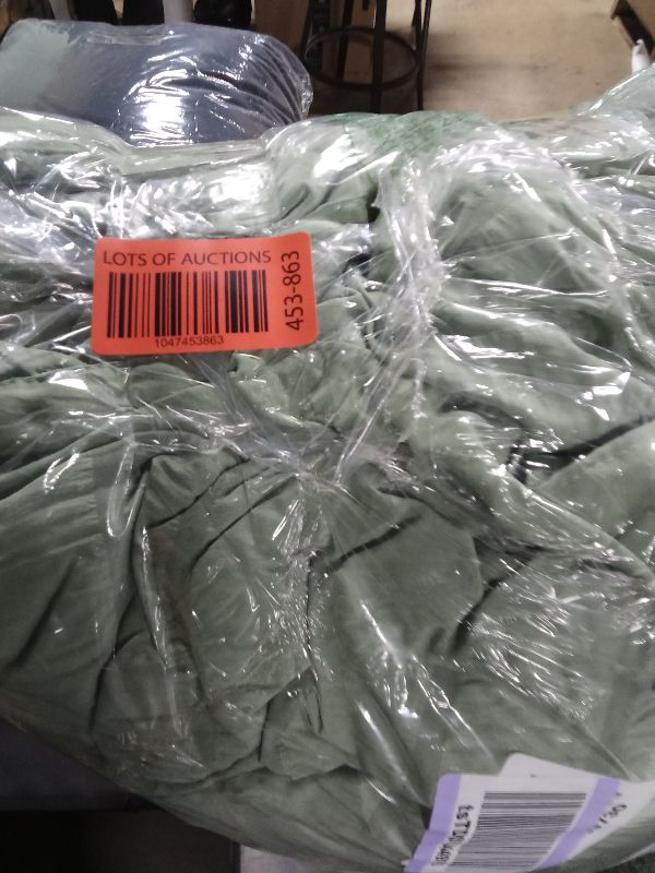 Photo 1 of Zzlpp King Comforter Set 7 Pieces, Sage Green Seersucker Bed in a Bag with Comforter and Sheets, Lightweight Bedding Sets with 1 Comforter, 2 Pillow Shams, 2 Pillowcases, 1 Flat Sheet, 1 Fitted Sheet