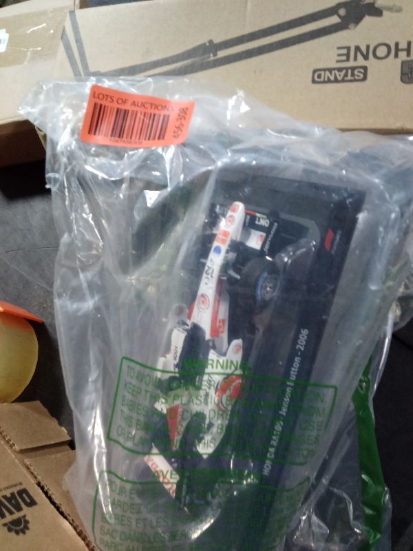 Photo 1 of - Formula 1 car 1/24 Compatible with Honda RA 106 - Jenson Button - 2006 - OR037