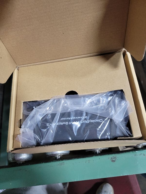 Photo 1 of 4K@120Hz Displayport KVM Switch 3 Monitors 2 Computers 8K@60Hz DP KVM Switches Triple Monitor Dual Port for 2 PC/Laptops Share 4 USB 3.0 Ports Support Extended & Duplicate Display Mode
