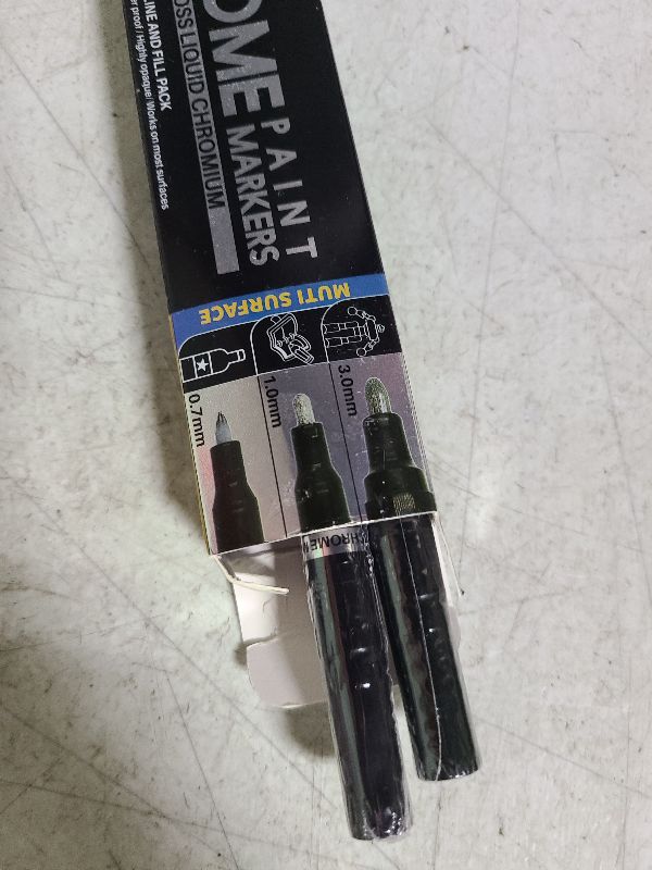 Photo 1 of 3Pcs Silver Liquid Mirror Chrome Markers, Permanent Reflective Liquid Chrome Paint Pens Set, High Gloss Art Car DIY Model Repair Markers Set for Plastic Metal Glass Ceramic - 0.7mm,1mm & 3mm