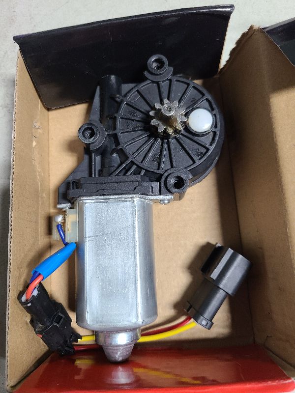 Photo 1 of A-Premium Right Power Window Lift Motor Compatible with Ford F-250 F-350 F-450 F-550 Super Duty 1999, Passenger Side, 2 Pins Only