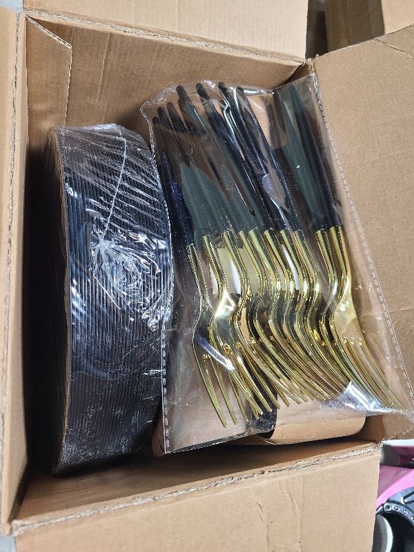 Photo 1 of 150pcs Black Plastic Plates, Black and Gold Plates,Gold Plastic Silverware,Black and Gold Dinnerware Set,Premiun Taleware,Perfect for Birthday,Party,Wedding,Anniversary