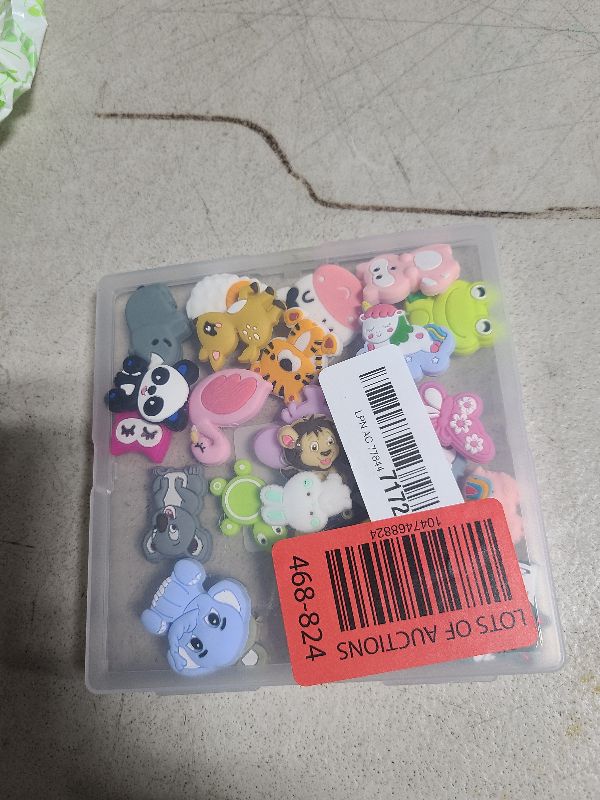 Photo 1 of 30Pcs Silicone Focal Beads - Silicone Loose Beads for Pen, Animals Keychain, Necklace, Bracelet, Lanyard Making