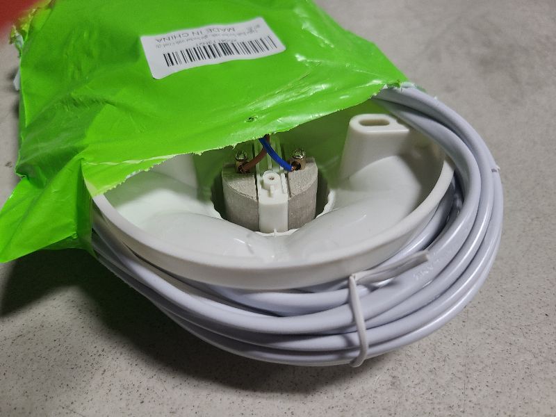 Photo 1 of (1PACK) 25FT Light Bulb Socket with Cord,E26/ E27 Lamp Base Desktop Light Socket with Cord Light Bulb Base E26/ E27 Lamp Base Desktop 25ft Include Screw Cord On/Off Switch,Light Socket with Cord (1)
