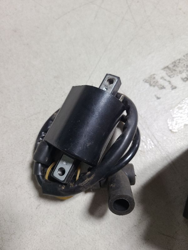 Photo 1 of 10L0L Golf Cart Ignition Coil & Spark Plug For Yamaha G2 G5 G8 G9 G11 G14 Yamaha Golf Cart Model, OEM# J38-82310-20-00