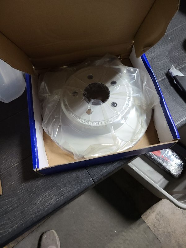 Photo 1 of ACDelco Advantage 18A1705AC (19327371) Coated Front Disc Brake Rotor
