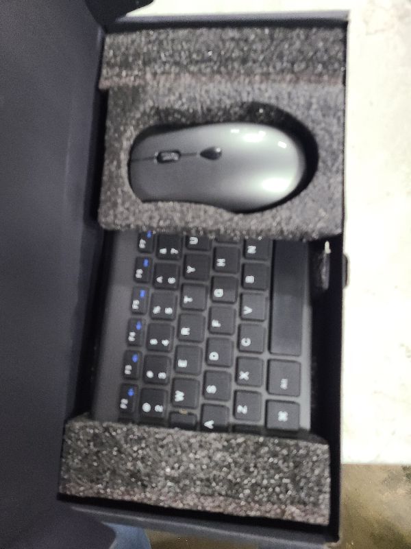 Photo 1 of 2.4G Wireless Keyboard and Mouse Compact Keyboard Mini Portable Silent Mouse, Suitable for Laptops Mac PC? Travel Keyboard and Mouse