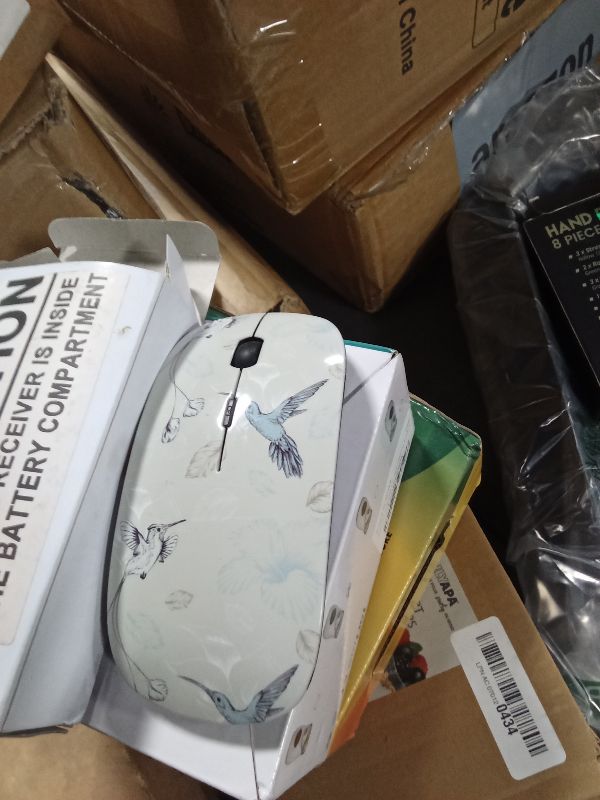 Photo 1 of 2.4G Ergonomic Portable USB Wireless Mouse for PC, Laptop, Computer, Notebook with Nano Receiver ( Birds Hummingbirds Flowers )